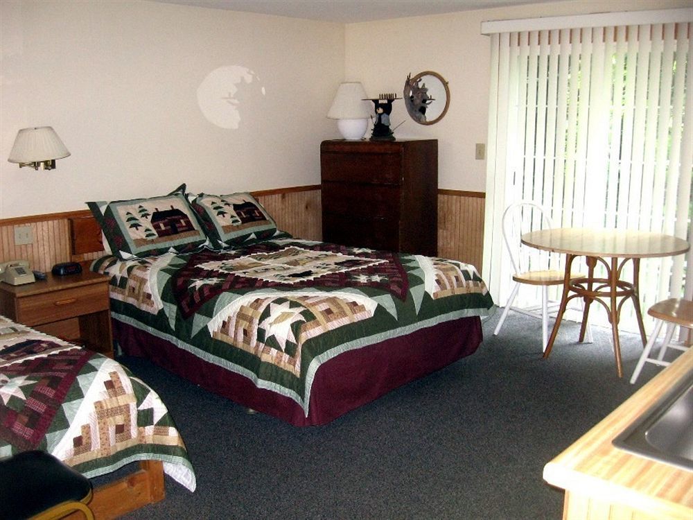 Bear Tree Lodge Weirs Beach Værelse billede